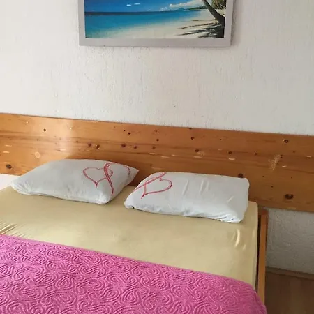 Kizlin Apartman